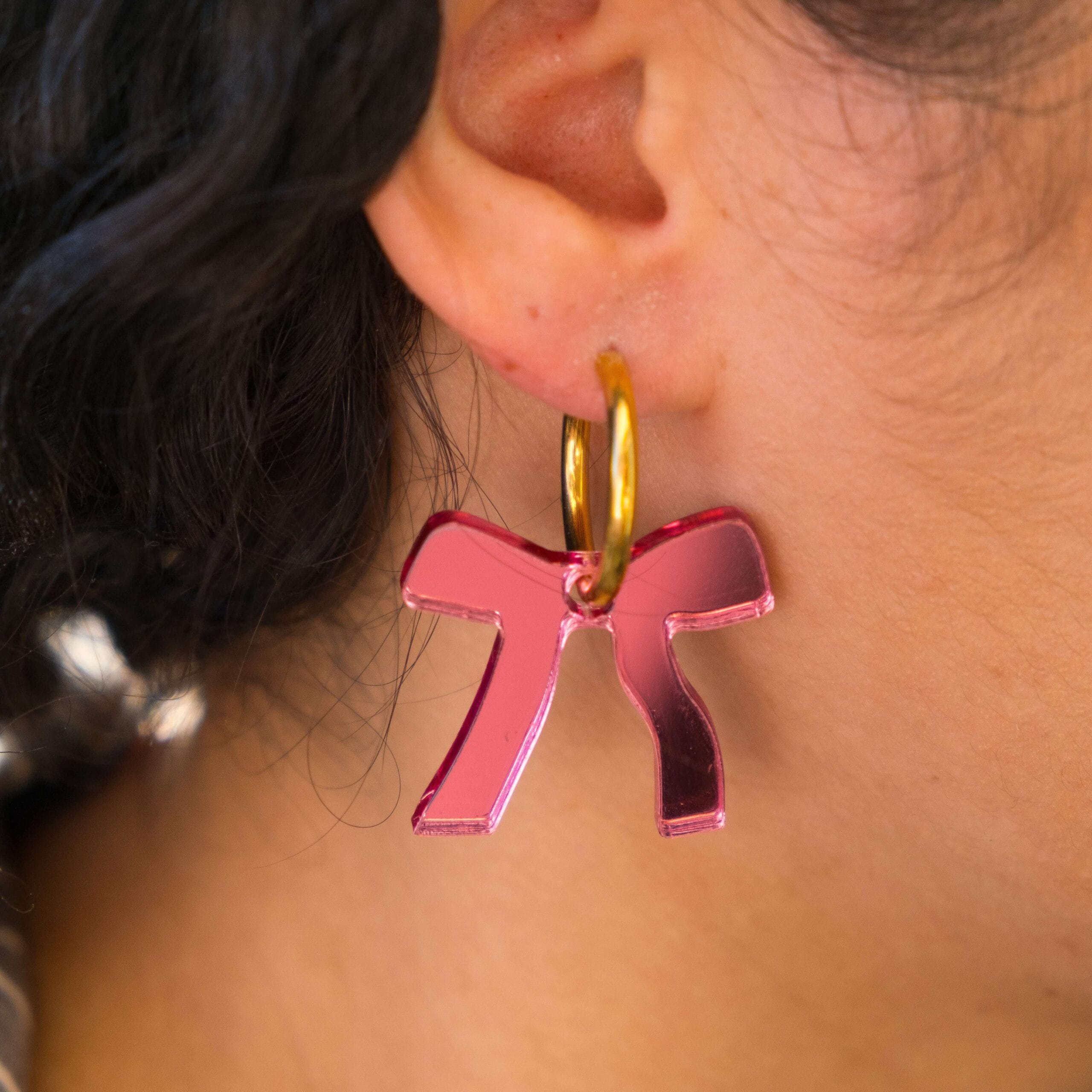 Reflective Pink Bow Hoop Earrings - Image 2