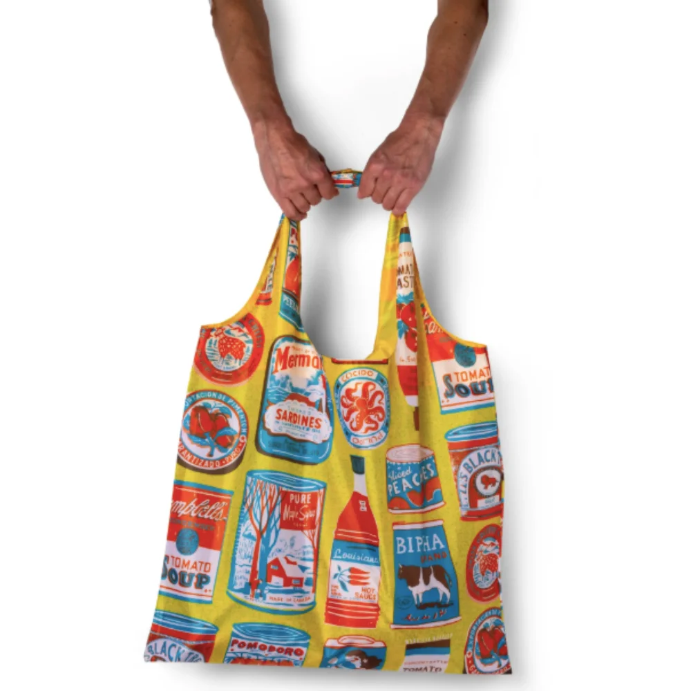 Tins Art Sack open and held by two hands